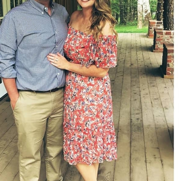 Adelyn Rae Dresses & Skirts - Off the shoulder dress